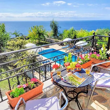 Mulberry Villa